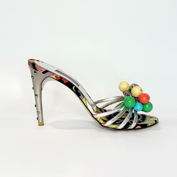 Vintage Emilio Pucci Printed Charm Sandals - Picture 6 of 9